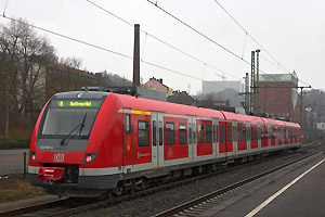 422_041_kwu_130209_300