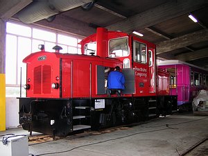 Inselbahn_Langeoog_Lok1_04012005_kl